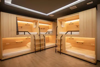 Guangzhou Weixiangxuan Youth Hostel