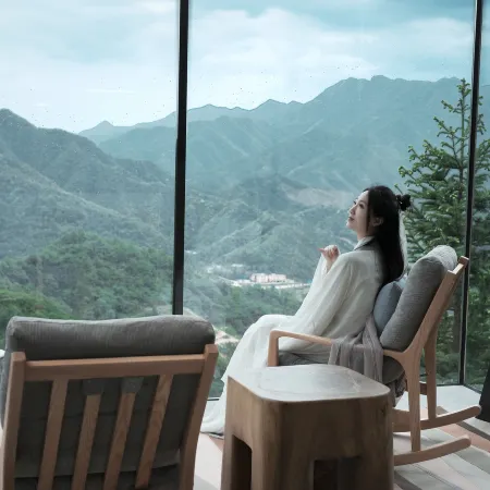 Floral Lux Hotel (Moskyland Hujian Villa by Jiuhua Mountain)