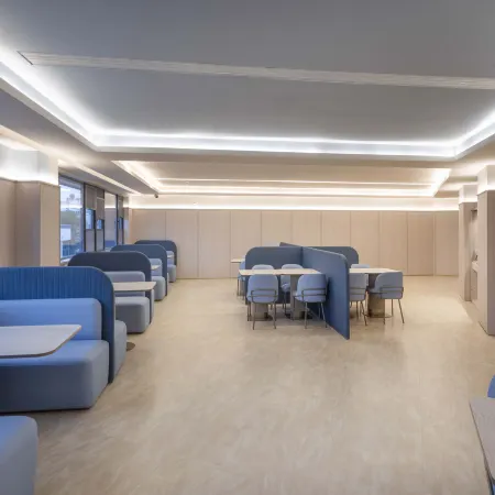 HanTing Hotel (Chizhou Qingyang Commercial Plaza)