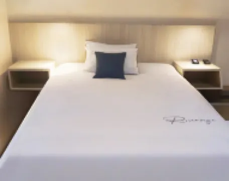 Jinzuan Business Hotel Hotels in Xinfeng