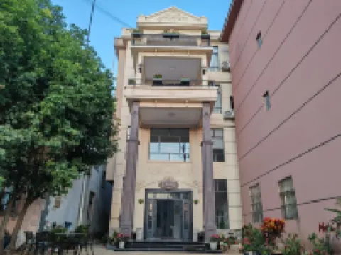 Niu Xiaoxiao Homestay Hotels near Yunnan Red Chateau