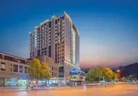 홈2 스위트 바이 힐튼 장자제 천문산 장가계 지질 박물관 주변 호텔