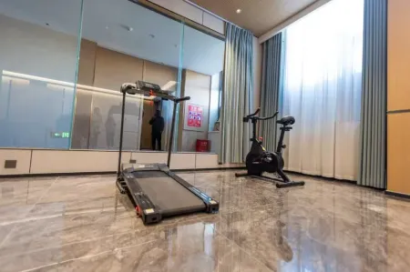 Yates Hotel (Yongren Station)