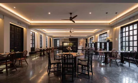 Chaozhou AncientCity RENJOY Hotel Отели рядом с достопримечательностью «Danfu Courtyard»