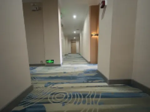 Lingshan Venice Hotel