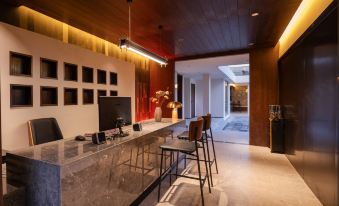 Xijing·Yinshi Resort Hotel (South Gate Branch of Dali Ancient City)