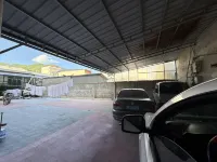 Luqu Ruixiang Hotel - Inns