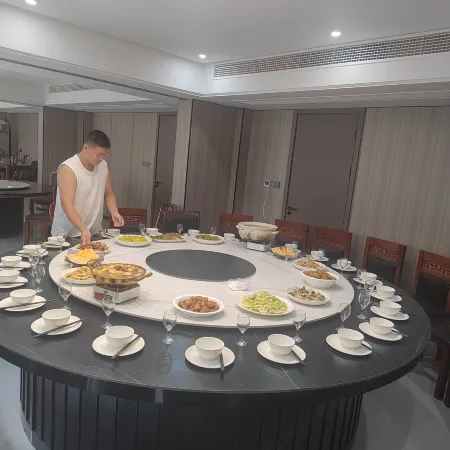 Liyang Nanshan No.19 Homestay (Tianmu Lake Resort, Longtan Forest Park)