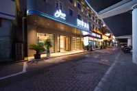 Homeinn · neo (Xiangyang People's Square Tianyuan Four Seasons City)