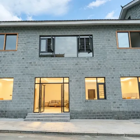 Qingyang Cottage, Yunshe Scenic Area, Fanjing Mountain