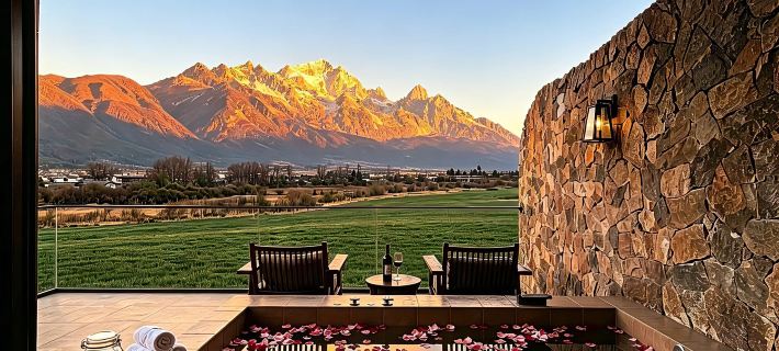 Wilds | Sunshine Golden Peak · Snow Mountain Ranch Private Hot Spring Resort (Baisha Branch) Hotel di Yulong