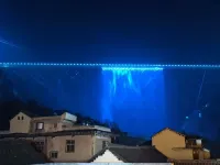 Canyon Homestay (Zhenfeng Xiaohuajiang) - Mountain view