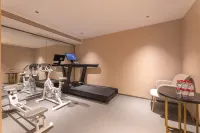 Elong Me Anlai Hotel (Shanghai Lujiazui Area Pudong Avenue Subway Station) - 3-Star