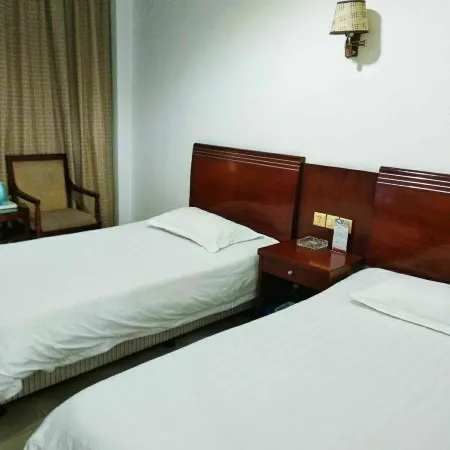 Anqing Yulong Hotel