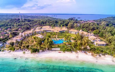 Nirwana Resort Hotel Hotels near PURA DHARMA KERTHI LAGOI,BINTAN