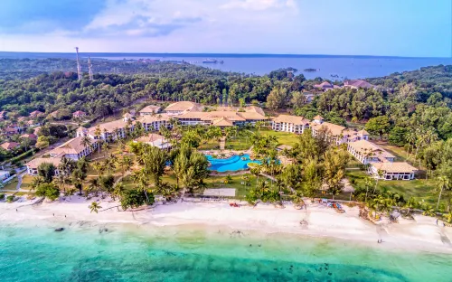 니롸나 리조트 호텔