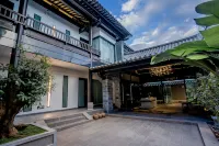 Jingsu Boutique Inn