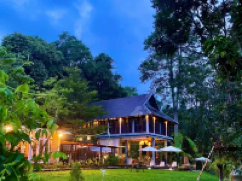 พราวภูฟ้าแม่ริม โรงแรมในแม่ริม