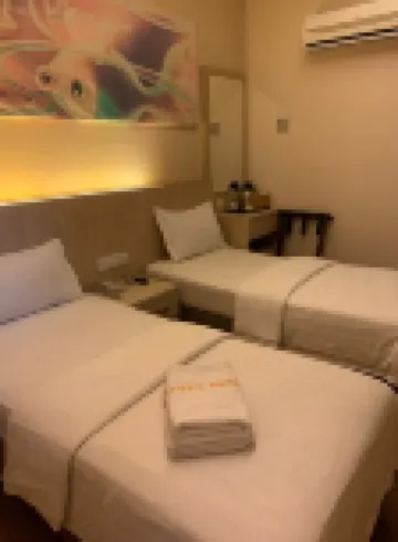 Indigo Inn Jesus Caritas Church周辺のホテル