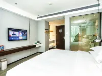 Borrman Hotel (Xinxing Bus Station) Hotels in Xinxing County