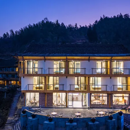 Yunyaqinqi Guesthouse