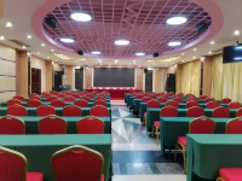Shantou Lotusmountain Hot-Spring Resort