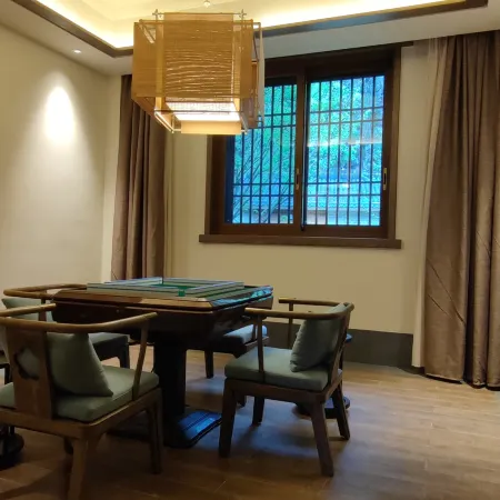Julong Guniujiang Resort