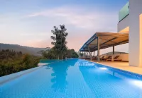 JiangLu Nannuoshan Mountain Inn - Pools
