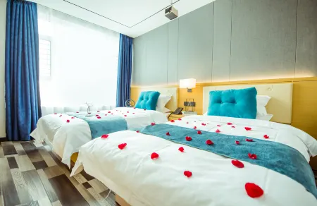 S Hotel Отели рядом с достопримечательностью «Lvliang Administration College Wenshui Branch»