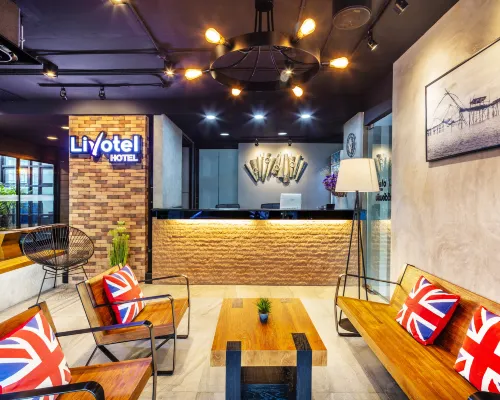 Livotel Express Hotel Bang Kruai Nonthaburi - No Parking Hotel in zona Stazione Metro Tao Poon