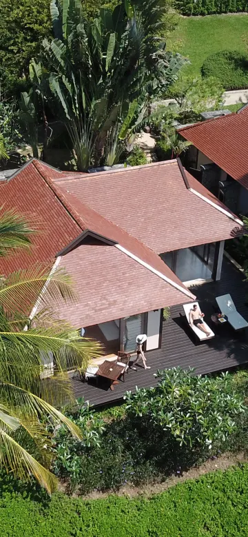 ห้องสวีทพาวิลเลี่ยนสองห้องนอนวิวสวน