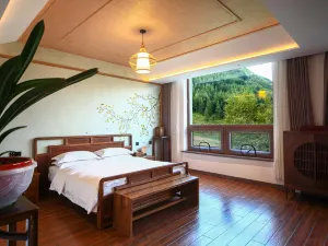 Floral Lux Hotel · Yunju Hotel  in Mingzhai, Wutai Mountain