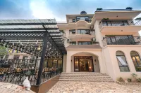 White Bird Field B&B (Jiu Shan Shan) Hotel in zona Middle-Upper Proterozoic Standard Sequence