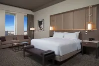 H Hotel Los Angeles, Curio Collection by Hilton Hotels near مطار لوس أنجلوس الدولي
