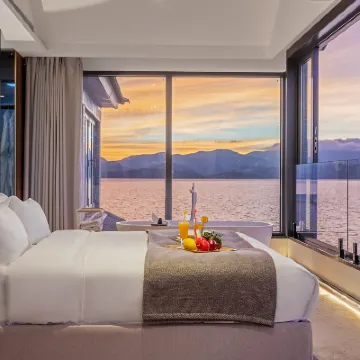 Shushu·Villa Beachfront Hotel (Erhai,Dali) Hotels near Longkan Pier-Viewing Platform