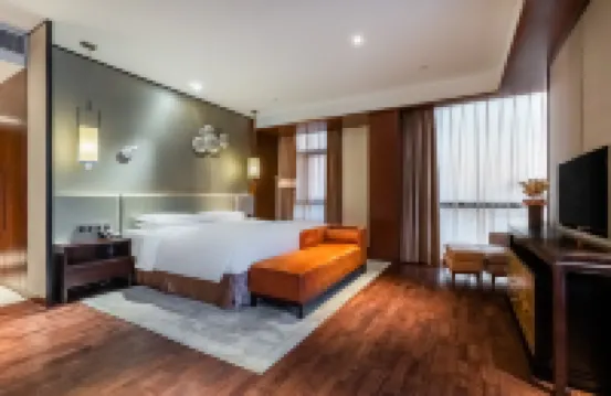 HUALUXE Hotels and Resorts WUXI TAIHU