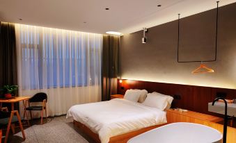 Guanshan Zhumoye Yingsu Hotel (Xinzhou Ancient City)