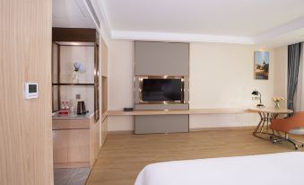 Vienna Classic Hotel (Jiahe Jiulaofeng Scenic Area)
