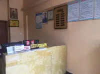 Tongle Hotel - Inns