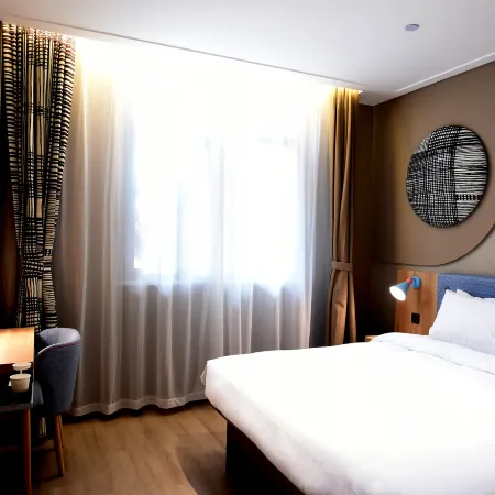 Homeinn · neo (Taixing Huangqiao Ancient Town)