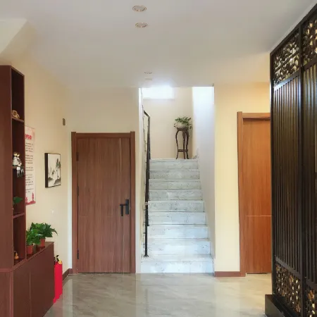 South Guizi Ju Hotel