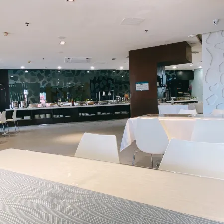 Jinzhou Star Hotel (Jinzhou Luoyang Road)