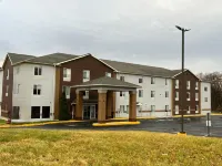 Chocolate Express Hotel & Suites Hershey Hotels near Walmart Supercenter