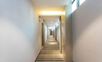 Yulin Huacheng Hotel (Jincheng Central)