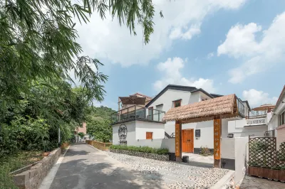 Yixi · Banshan Ferry Homestay(Imperial Hot Spring Store) Hotels in Zhuhai