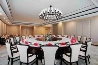 Ramada Gunagyuan Zengjiashan Resort - Mountain view