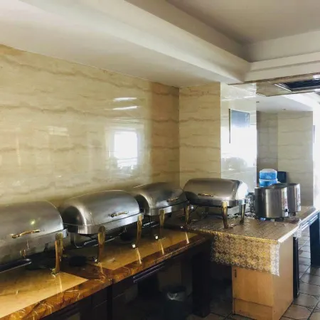 Qunxin Hotel
