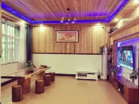 Tonglu Lakeside Mountain Lodge - 인 (Inns)