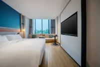 Ni Hao Hotel (Wuhu Pedestrian Street Gucheng) Hotels near Anhui Technical College of Mechanical and Electrical Engineering (Changjiang Middle Road)