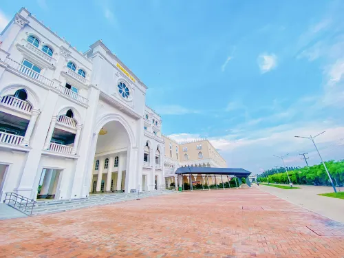 Shanghai Resort Hotels in Chantrea